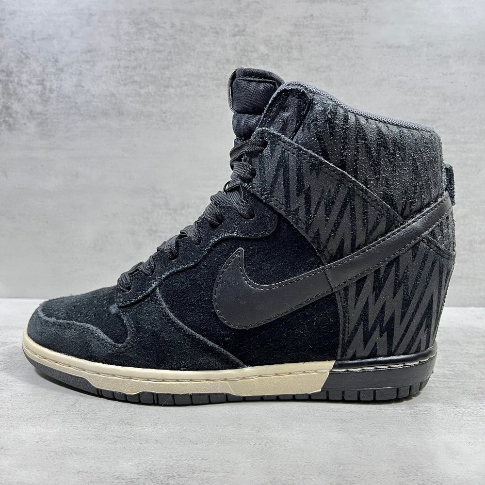 Nike Dunk Sky Hi Hidden Wedge Leather  Sneakers - Women's Size 7